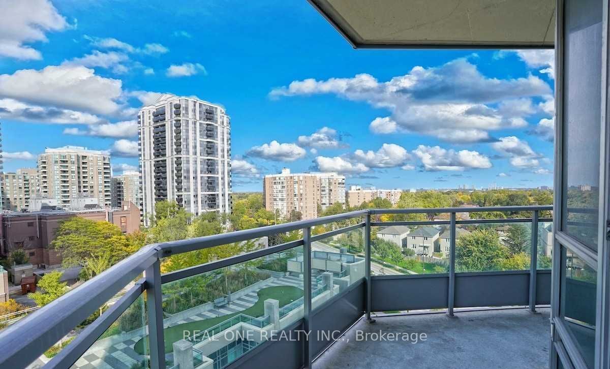 18 Holmes Ave, unit 811 for sale - image #6