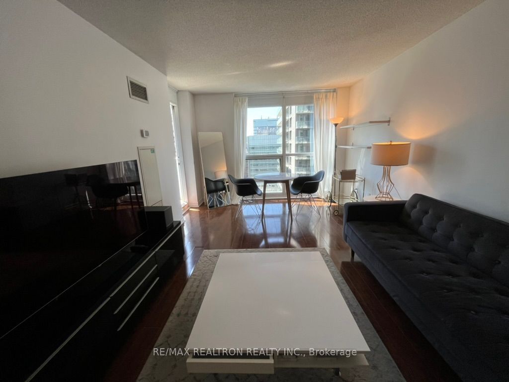 763 Bay St, unit 2610 for rent - image #14