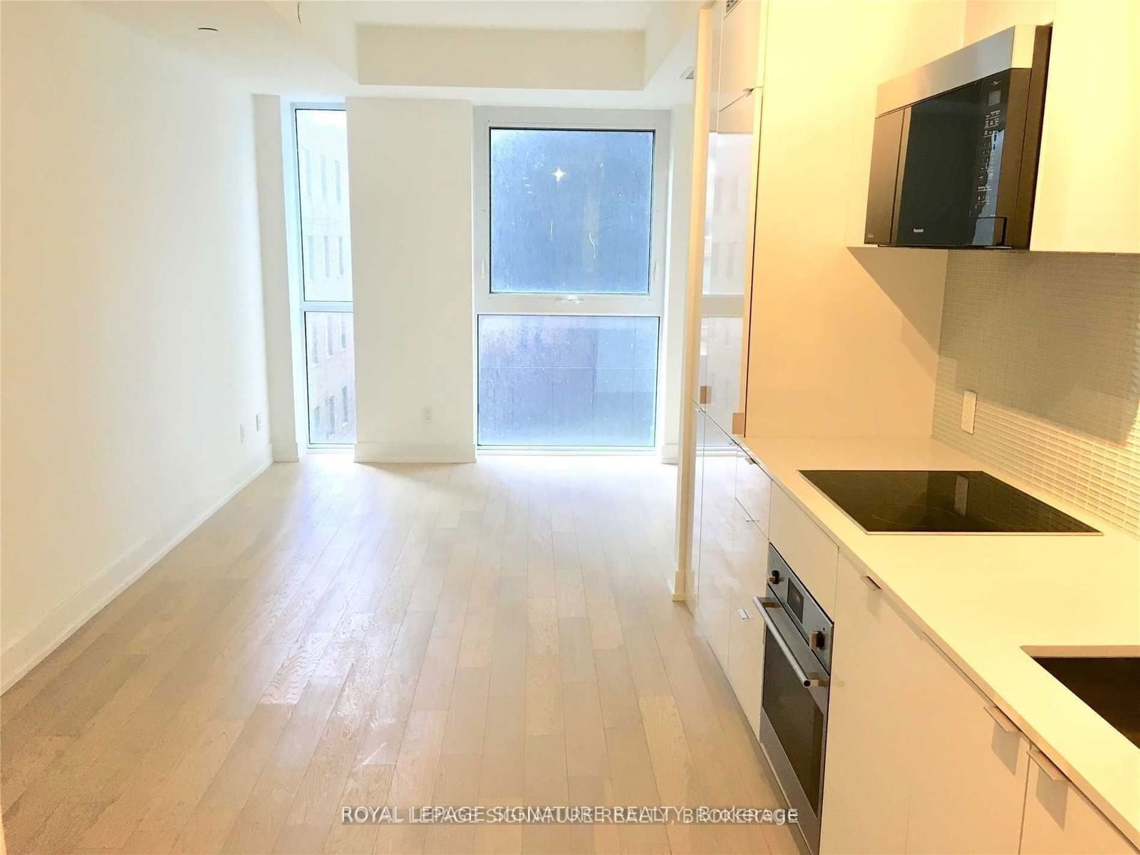 7 Grenville St, unit 517 for rent - image #2