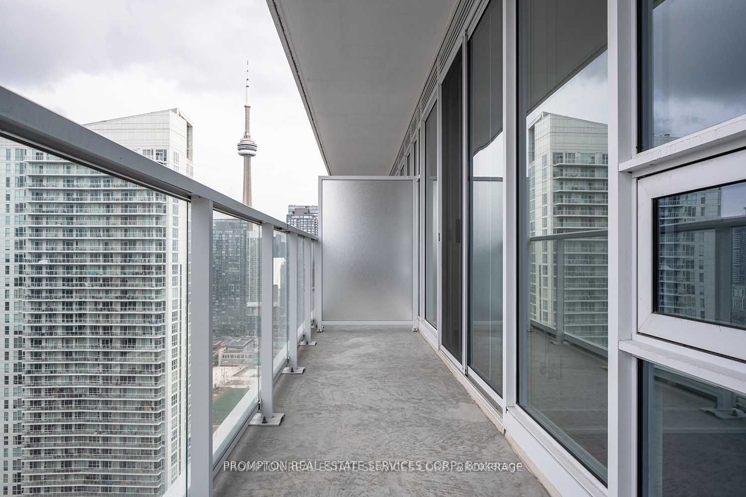 17 Bathurst St, unit 3807 for rent