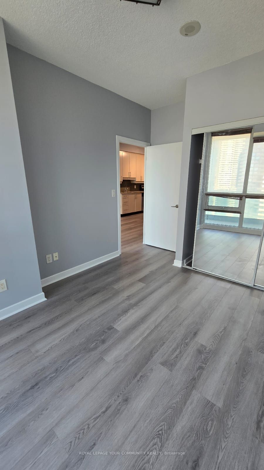 33 Bay St, unit 3713 for rent - image #8