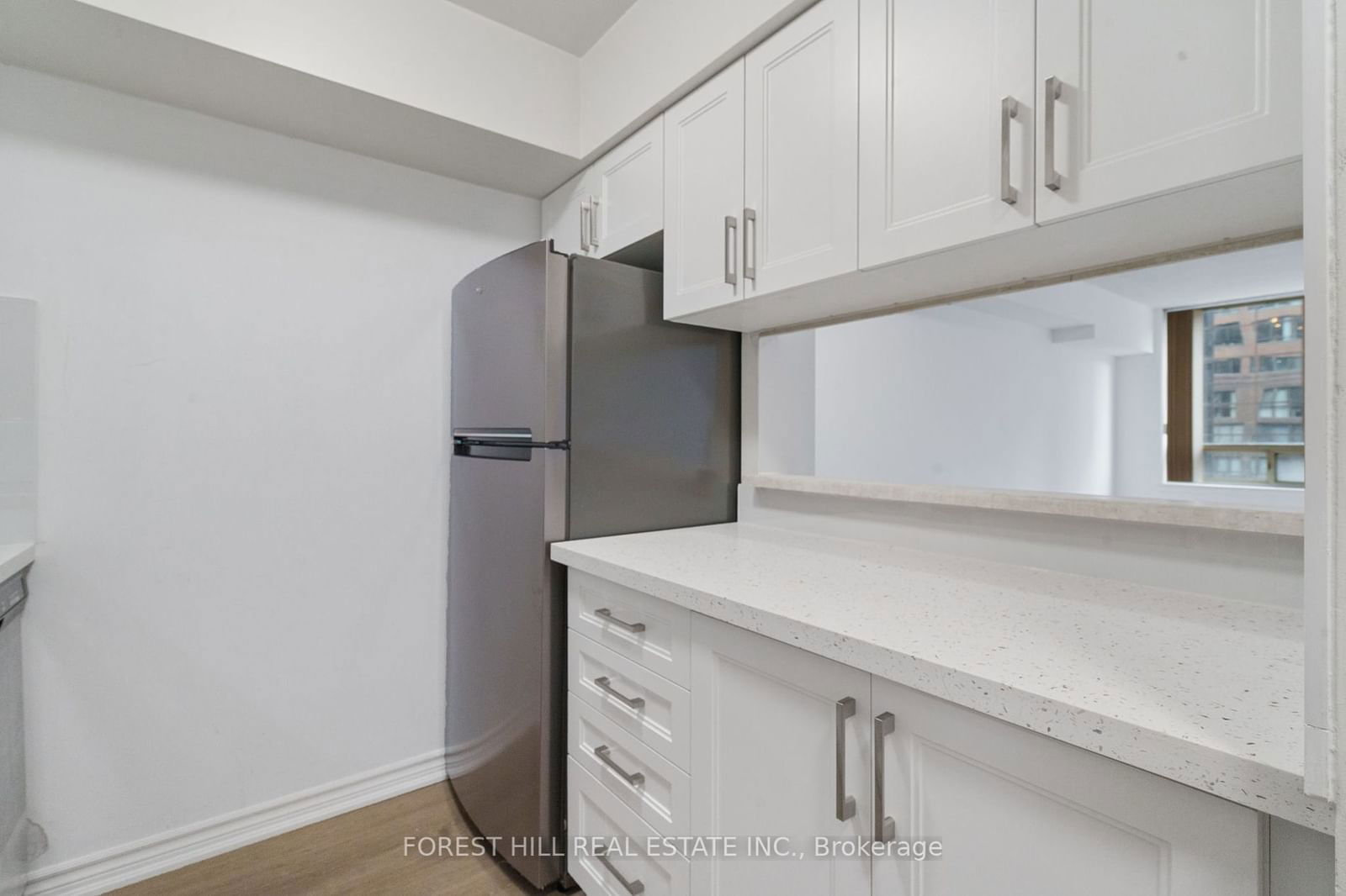 633 Bay St, unit 2112 for sale - image #7