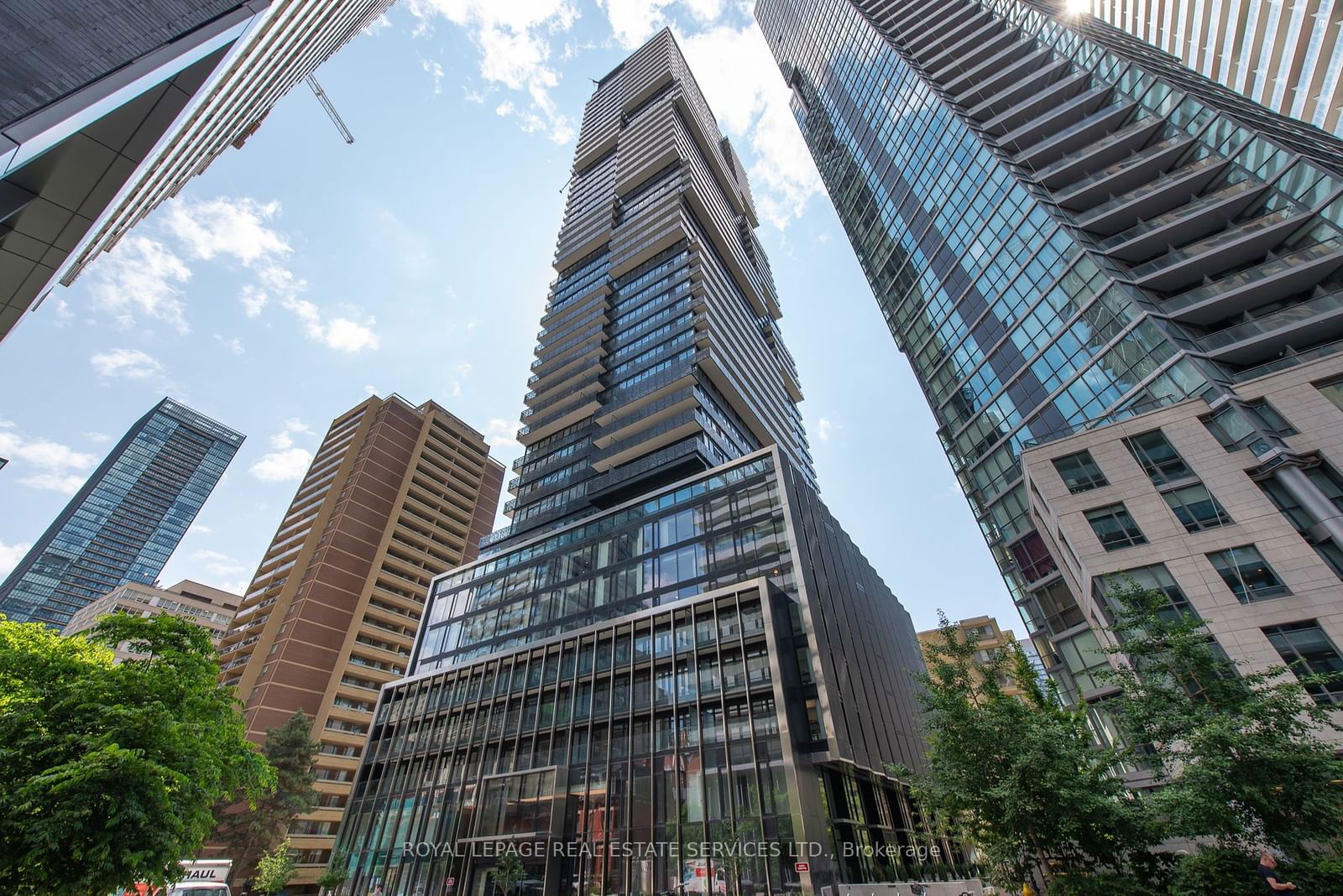 55 Charles St E, unit 3306 for rent - image #1