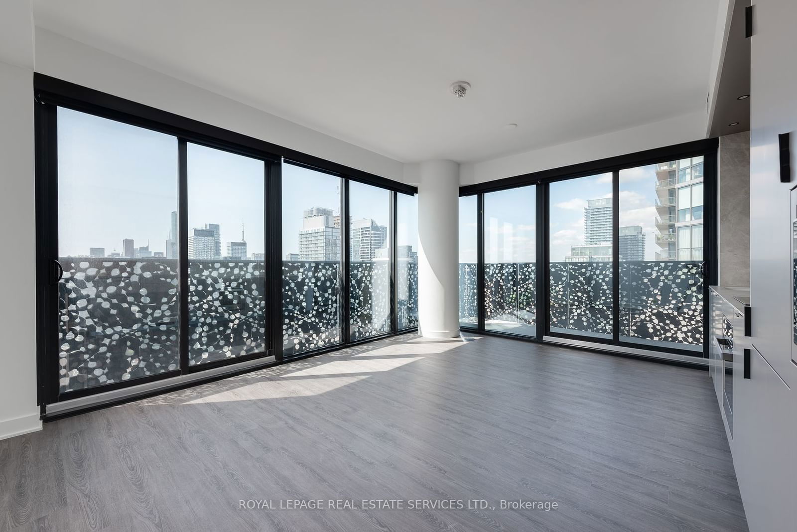 55 Charles St E, unit 3306 for rent - image #5