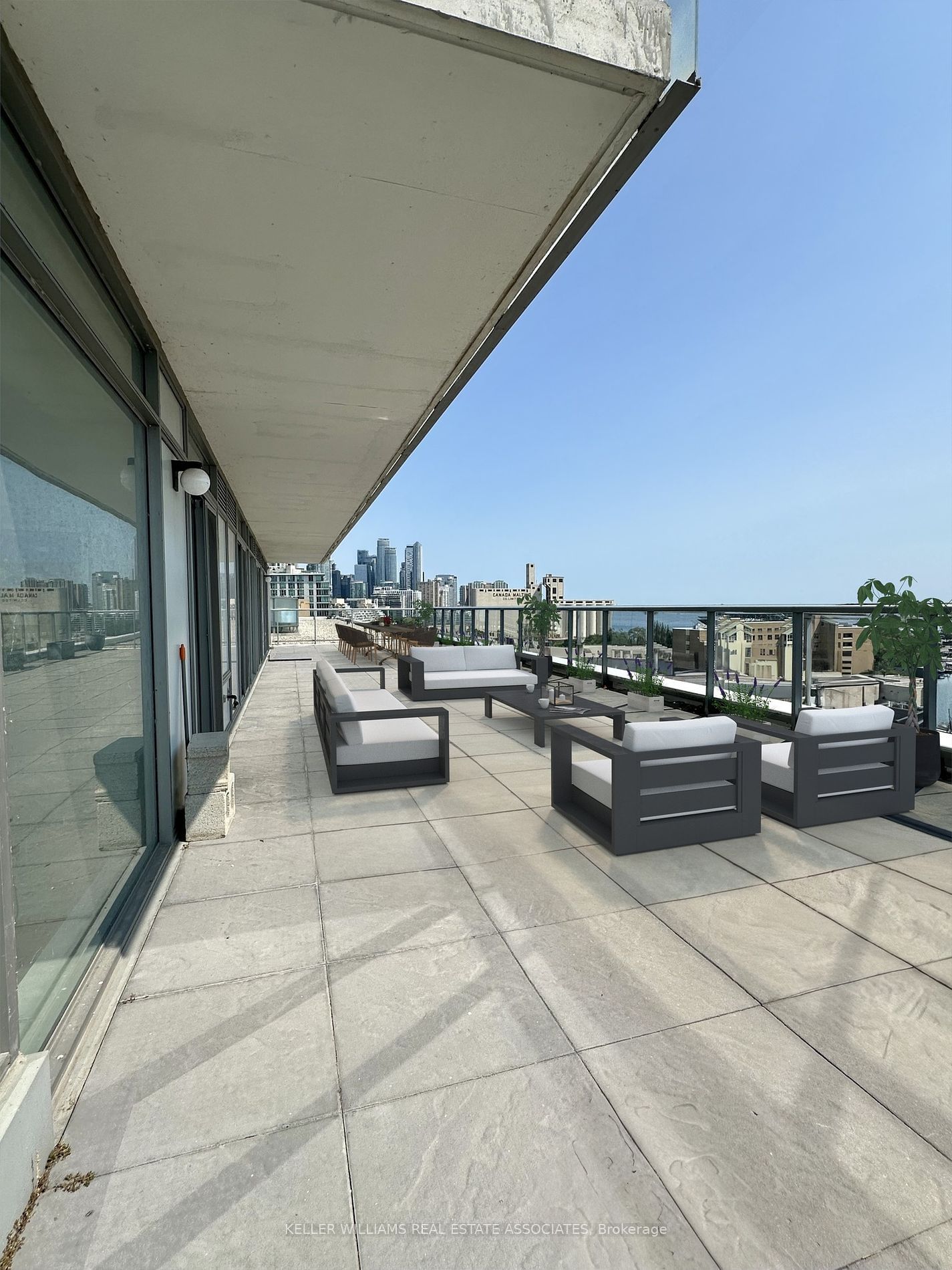 90 Stadium Rd, unit 1002 for sale - image #3