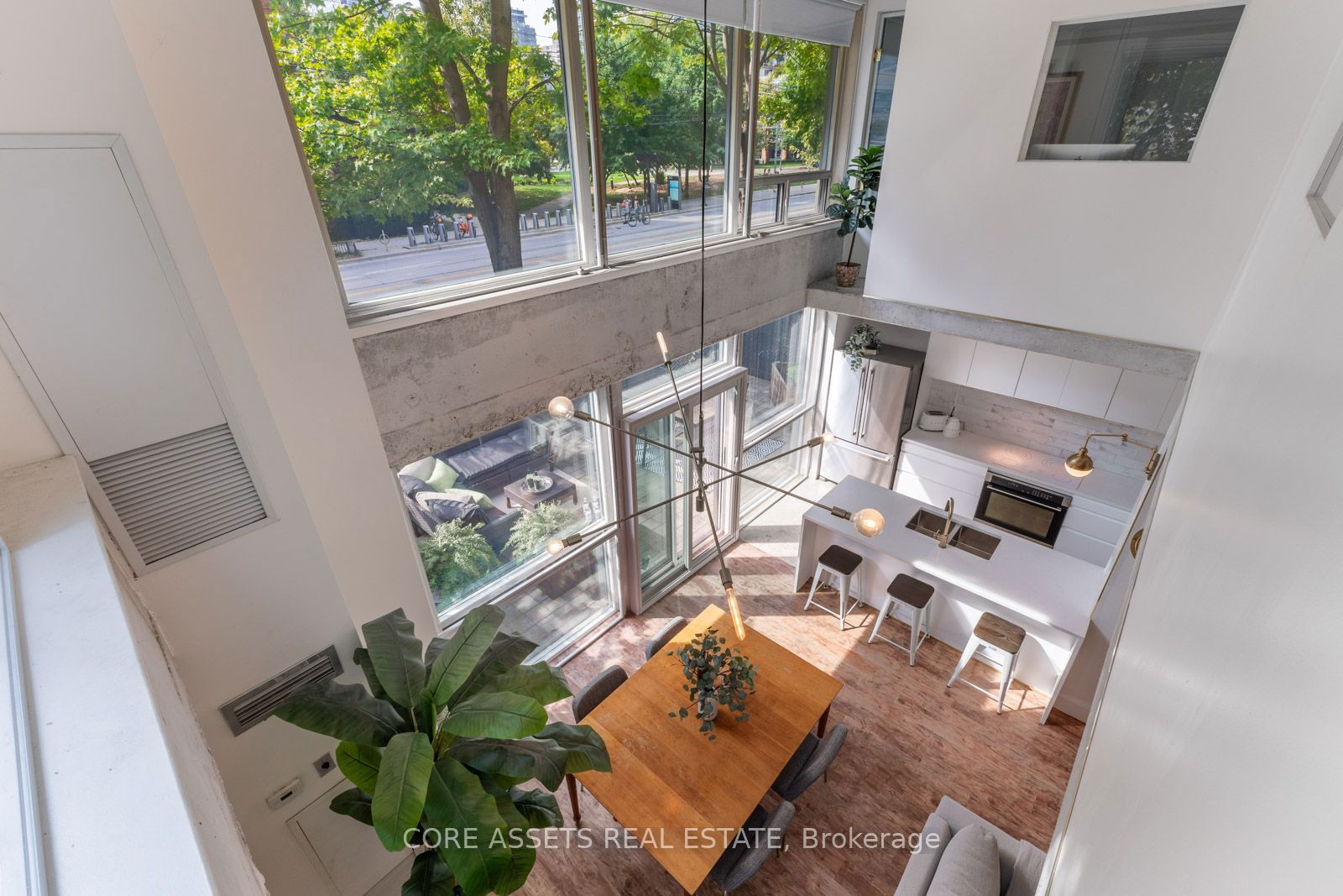 954 King St W, unit 114 for sale - image #21