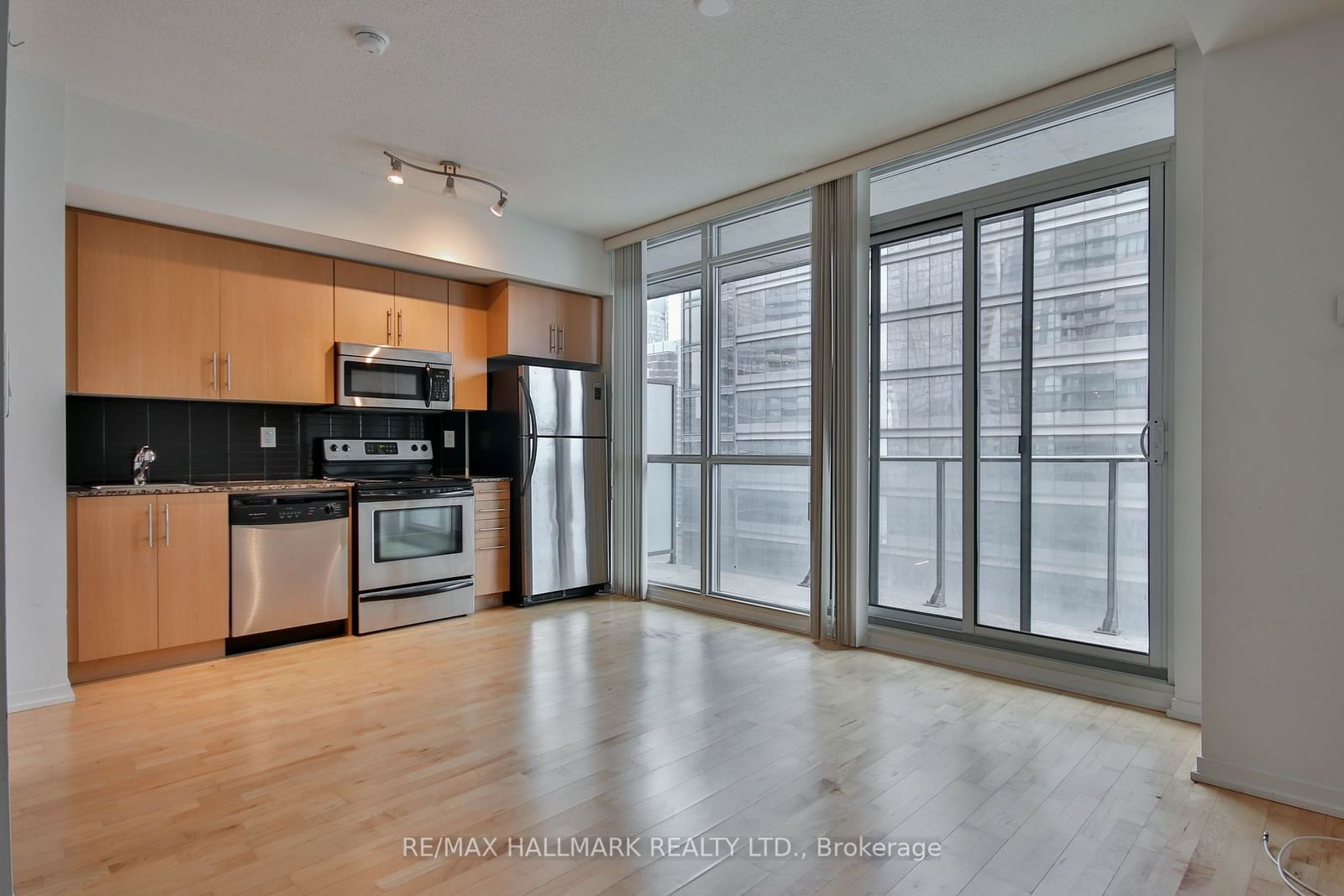 65 Bremner Blvd, unit 2407 for rent