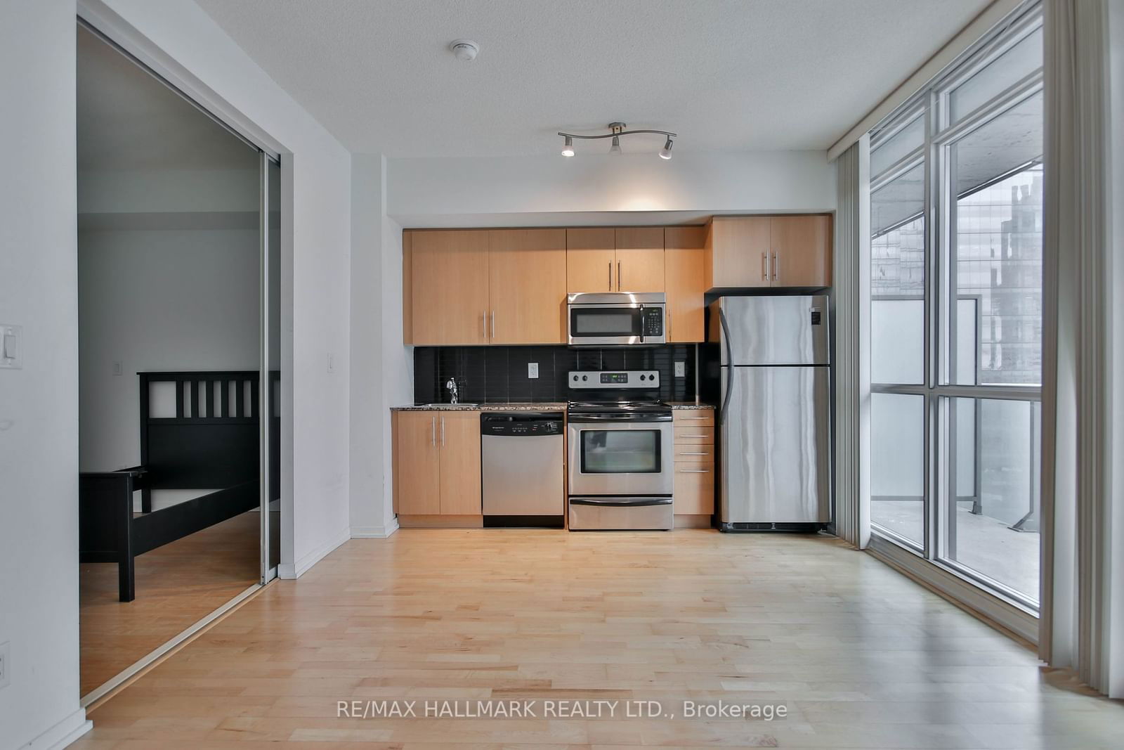 65 Bremner Blvd, unit 2407 for rent