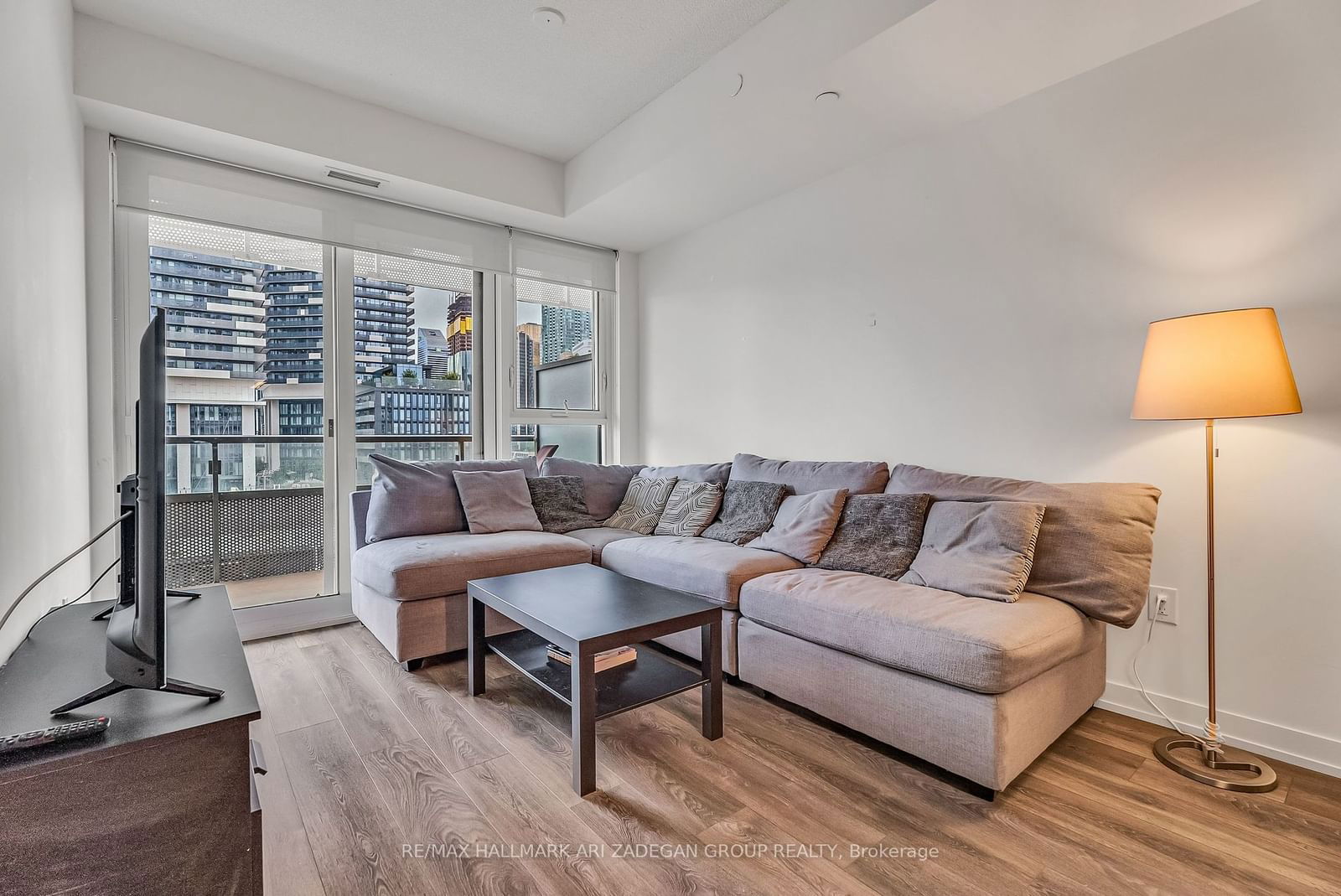 15 Lower Jarvis St, unit 606 for rent - image #14