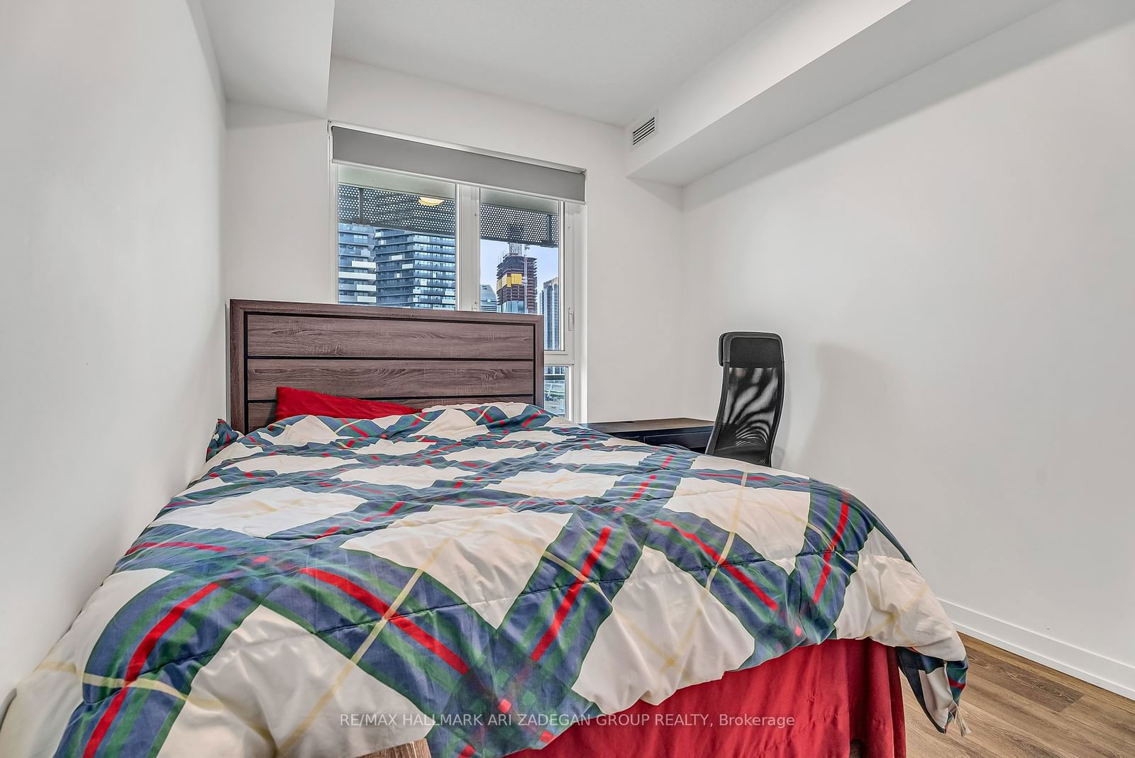 15 Lower Jarvis St, unit 606 for rent - image #28