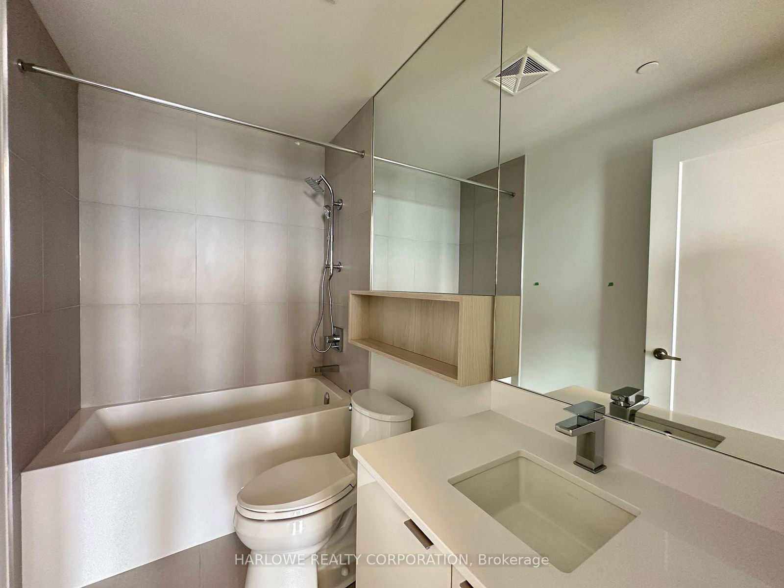 135 Lower Sherbourne St, unit 2727 W for rent - image #16