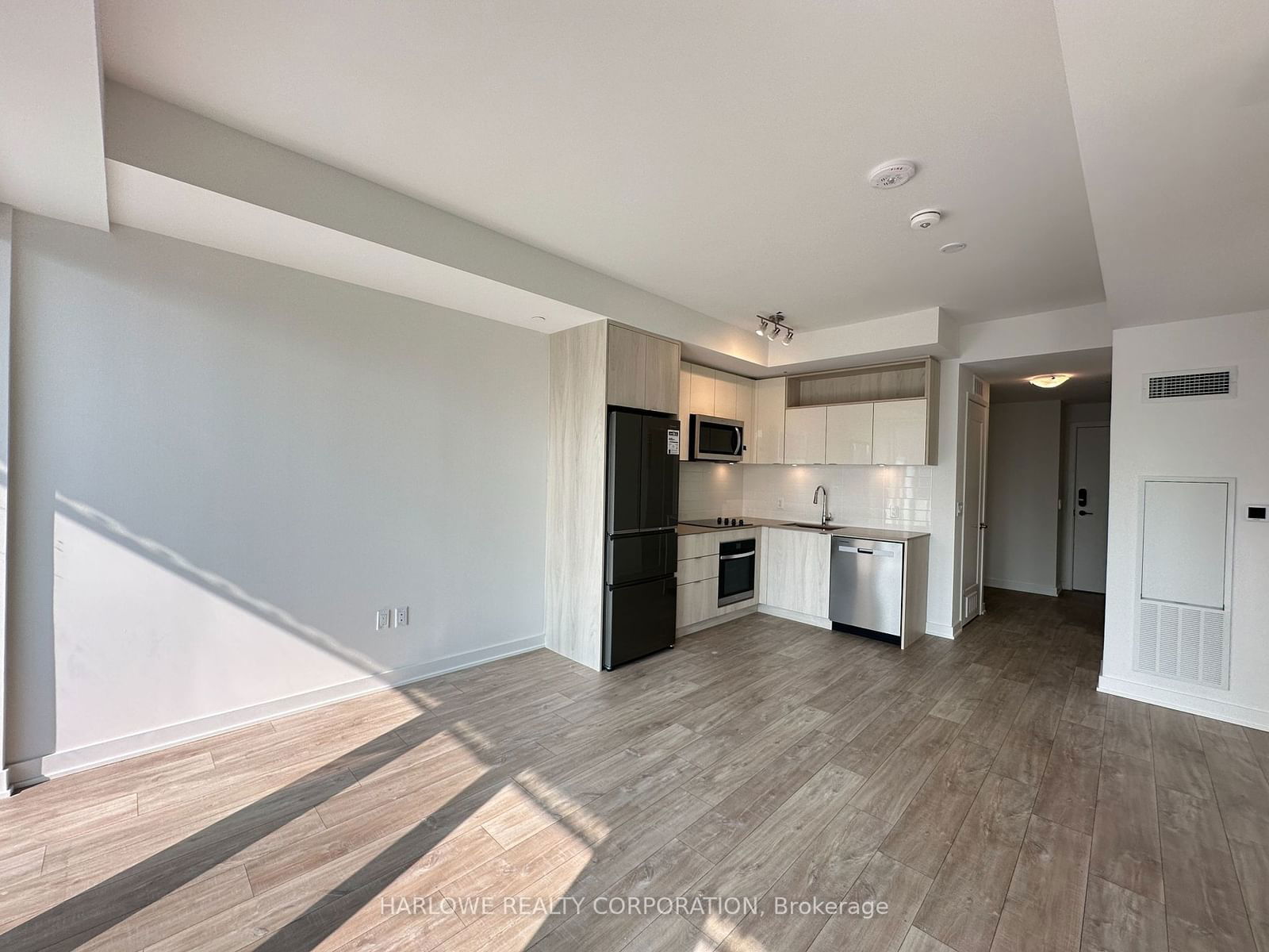 135 Lower Sherbourne St, unit 2727 W for rent - image #5