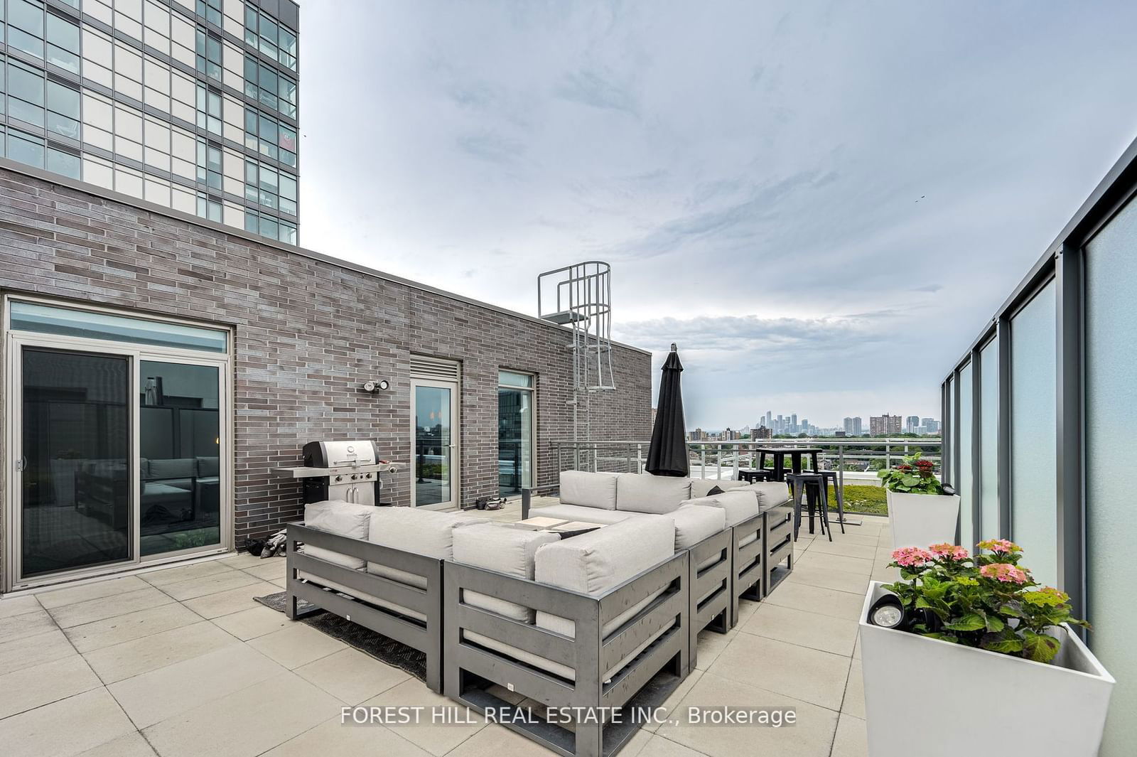 20 Minowan Miikan Lane, unit 1115 for rent - image #17