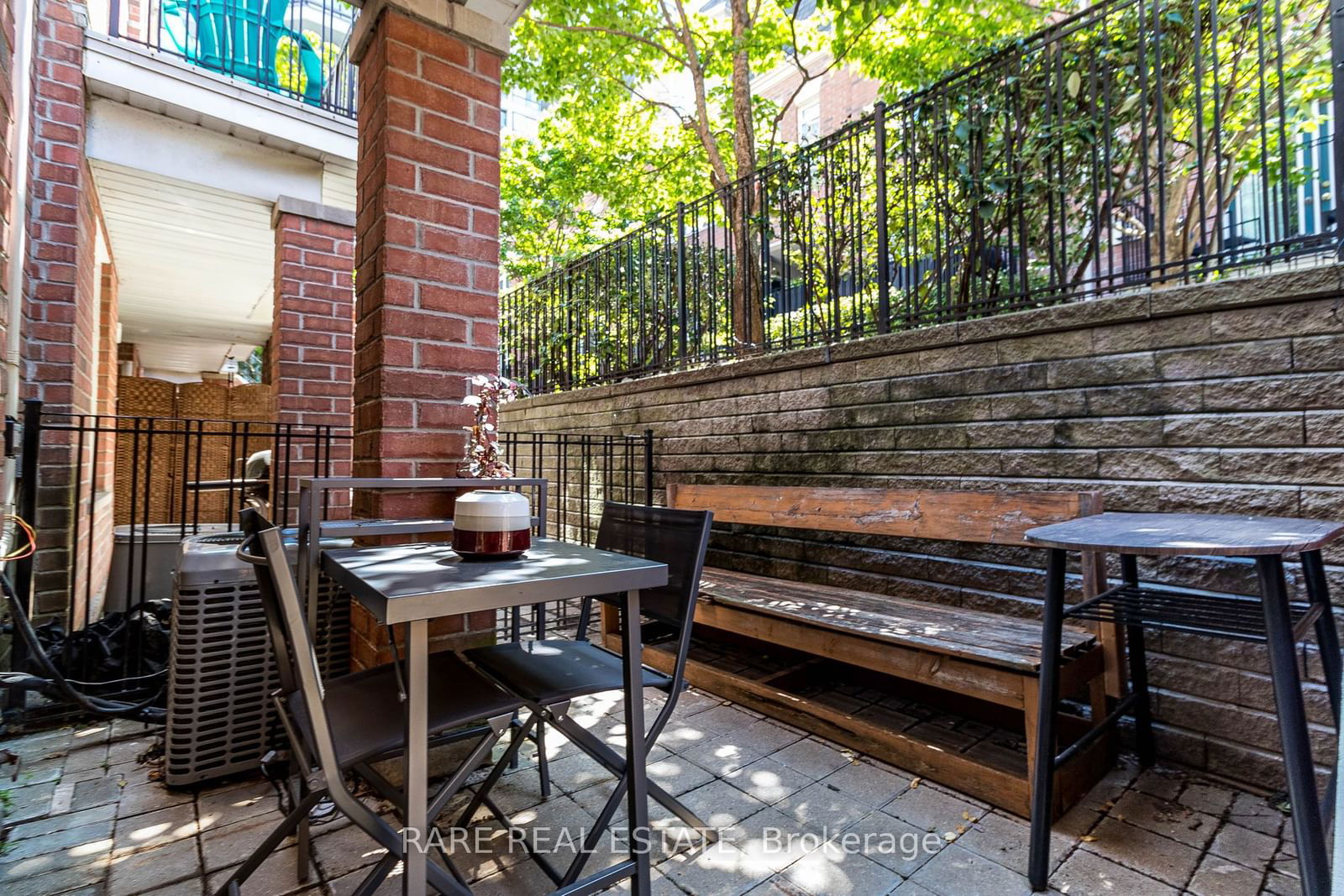 415 Jarvis St, unit 144 for sale - image #4