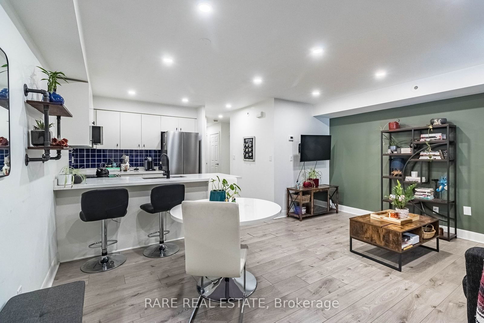 415 Jarvis St, unit 144 for sale - image #7