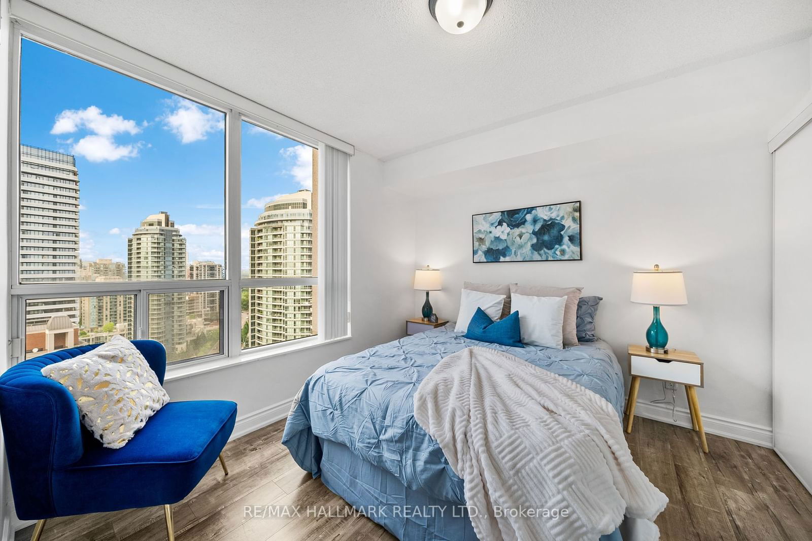 10 Northtown Way, unit 2311 for sale - image #21