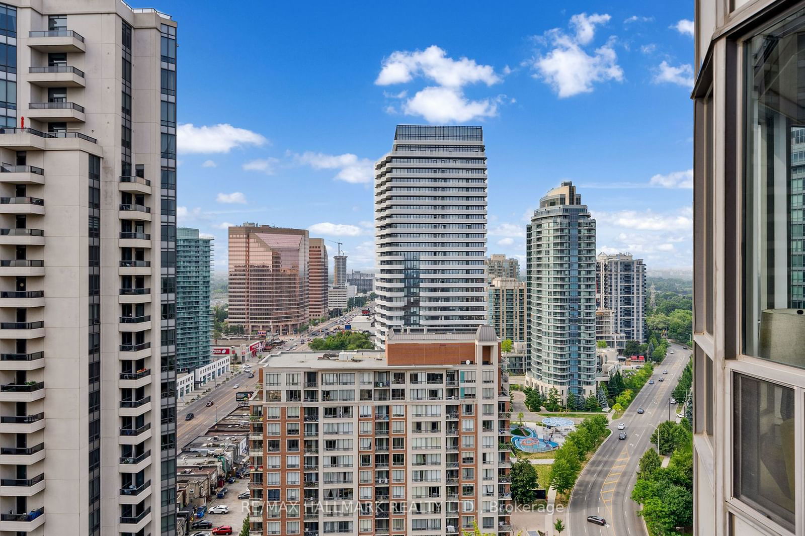 Grande Triomphe Condos, North York, Toronto