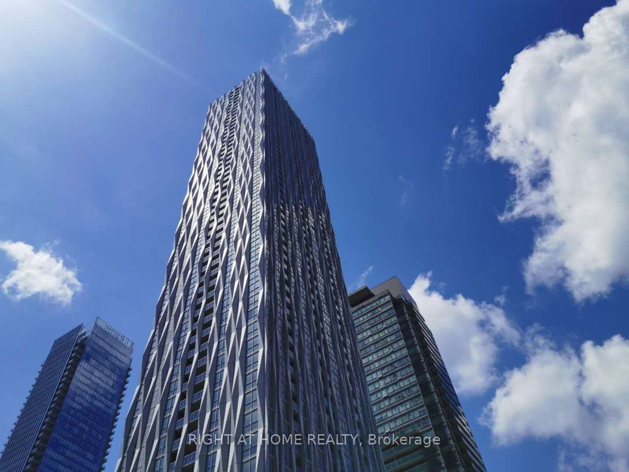 1 Yorkville Ave, unit 1412 for rent - image #1