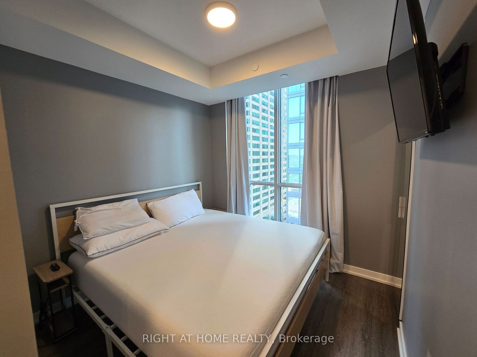 1 Yorkville Ave, unit 1412 for rent - image #12