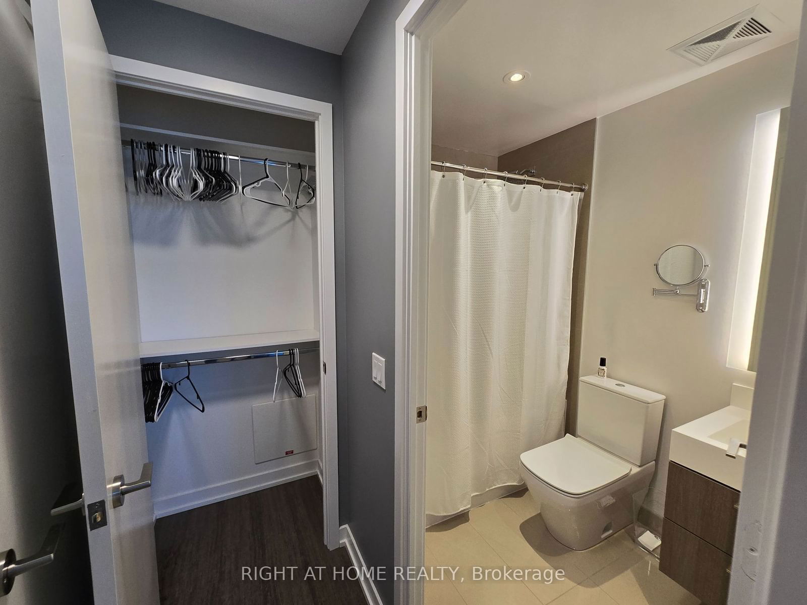 1 Yorkville Ave, unit 1412 for rent - image #14