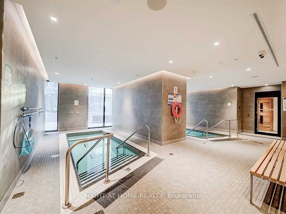 1 Yorkville Ave, unit 1412 for rent - image #19