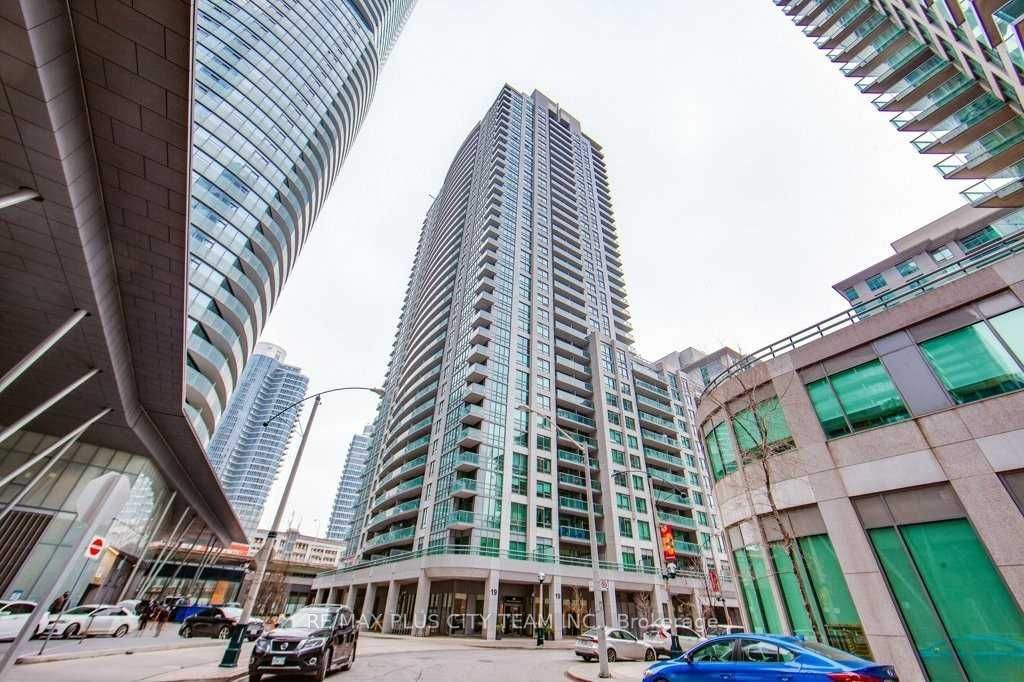 19 Grand Trunk Cres, unit 203 for rent - image #1