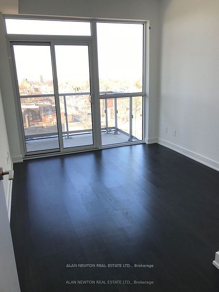 501 St Clair Ave W, unit 808 for rent