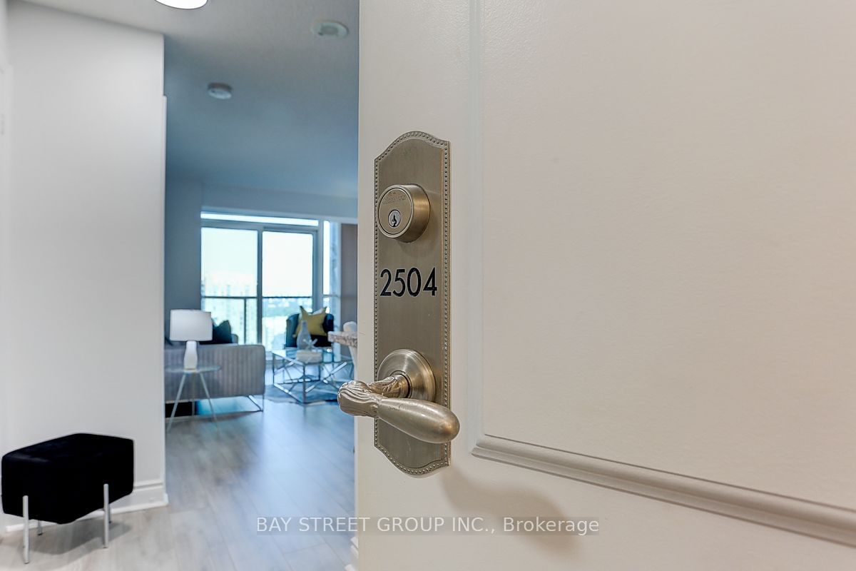 15 Greenview Ave, unit 2504 for sale - image #14