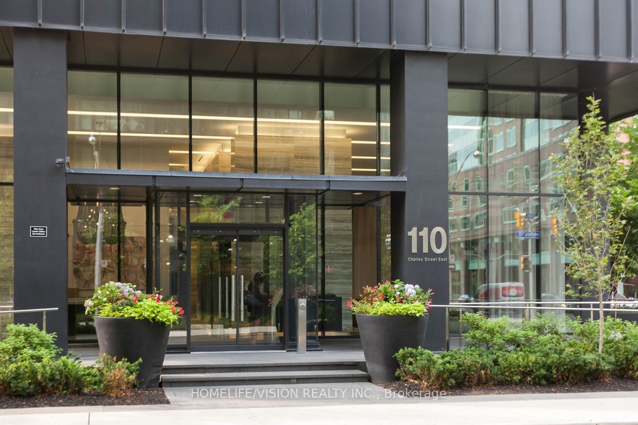 110 Charles St E, unit 1009 for rent - image #31