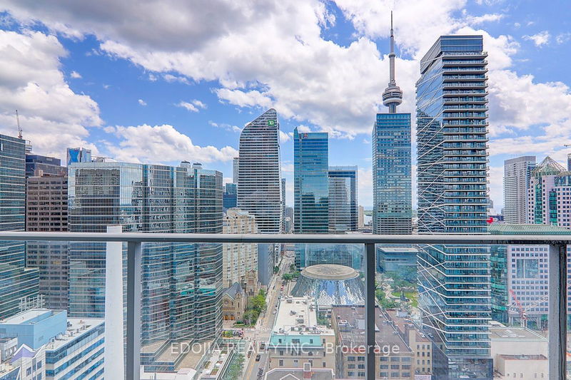 126 Simcoe St, unit 2809 for sale - image #1