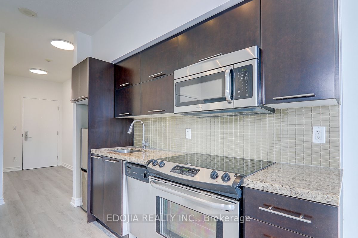 126 Simcoe St, unit 2809 for sale - image #18