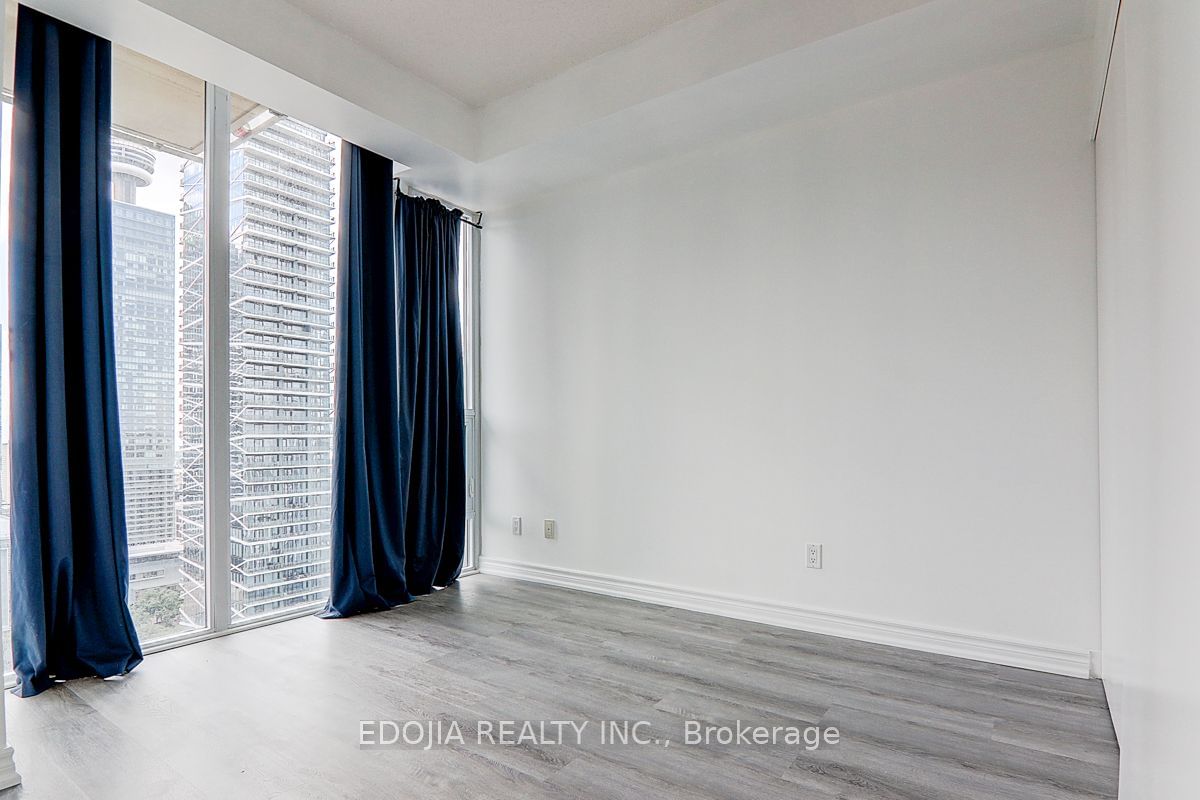 126 Simcoe St, unit 2809 for sale - image #23