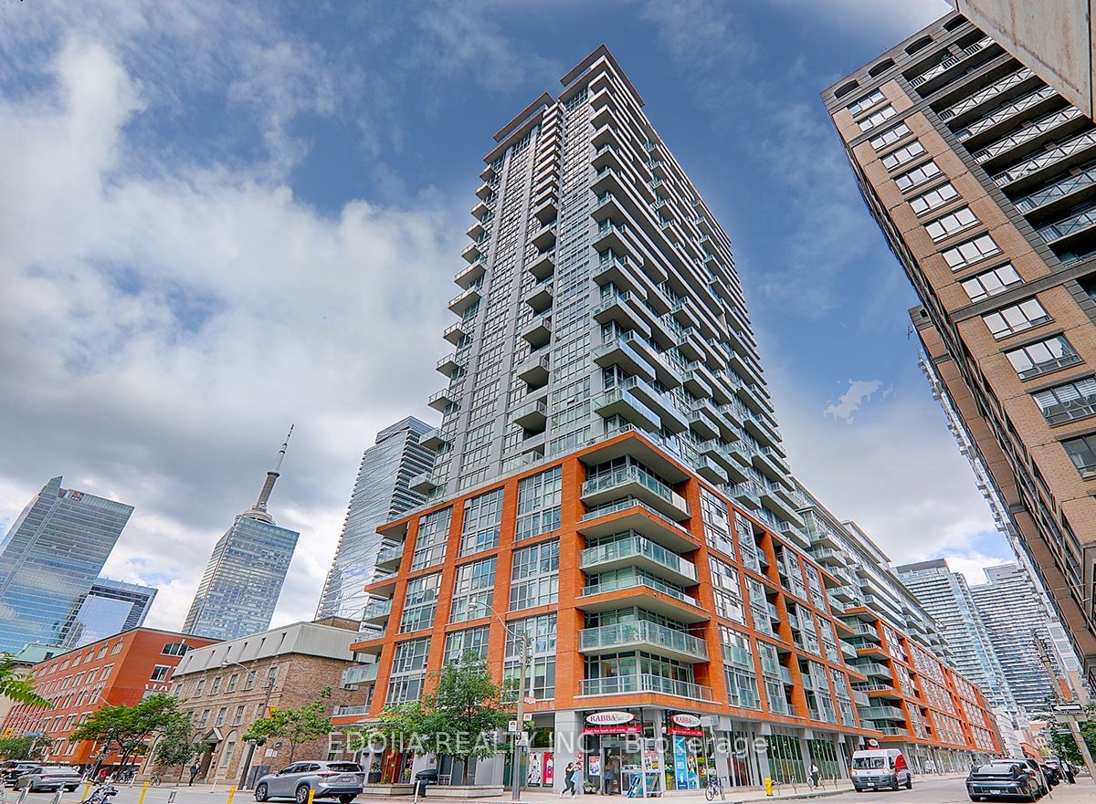 126 Simcoe St, unit 2809 for sale - image #3