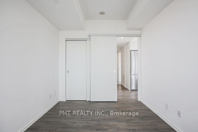 1 Bloor St E, unit 1910 for rent