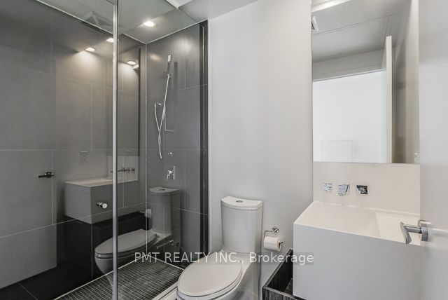 1 Bloor St E, unit 1910 for rent - image #12