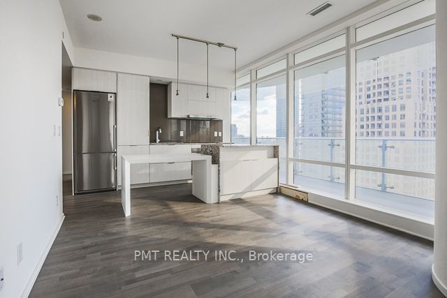 1 Bloor St E, unit 1910 for rent - image #2