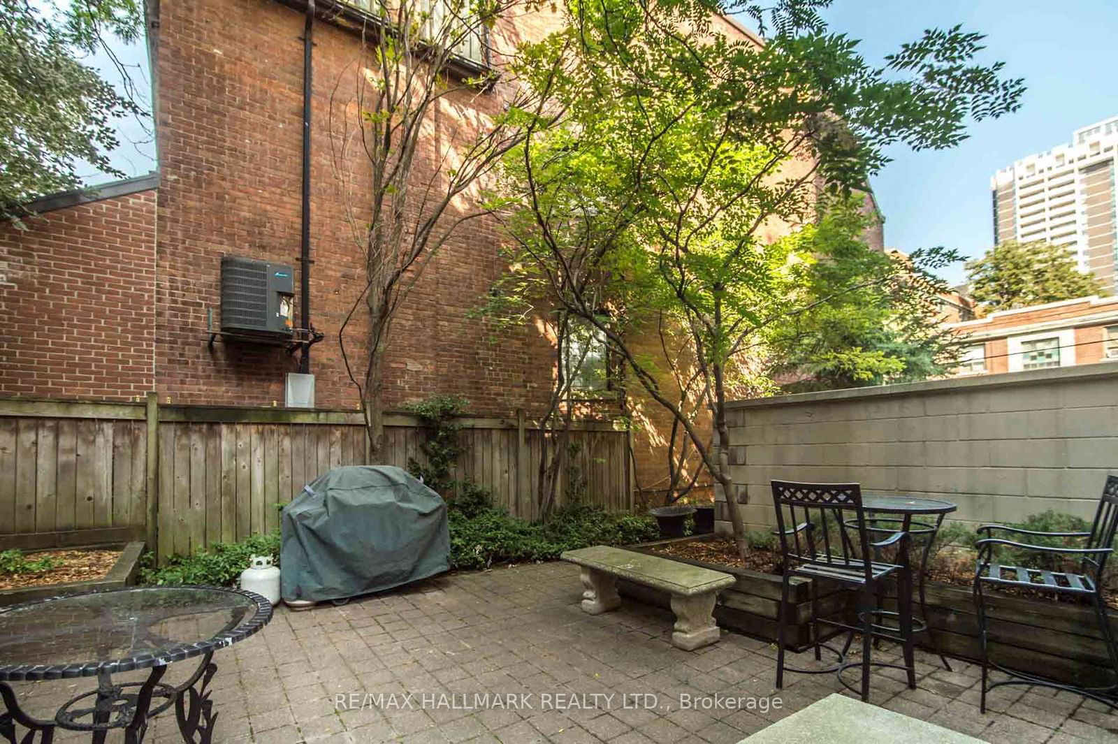 135 Maitland St, unit 203 for sale - image #30