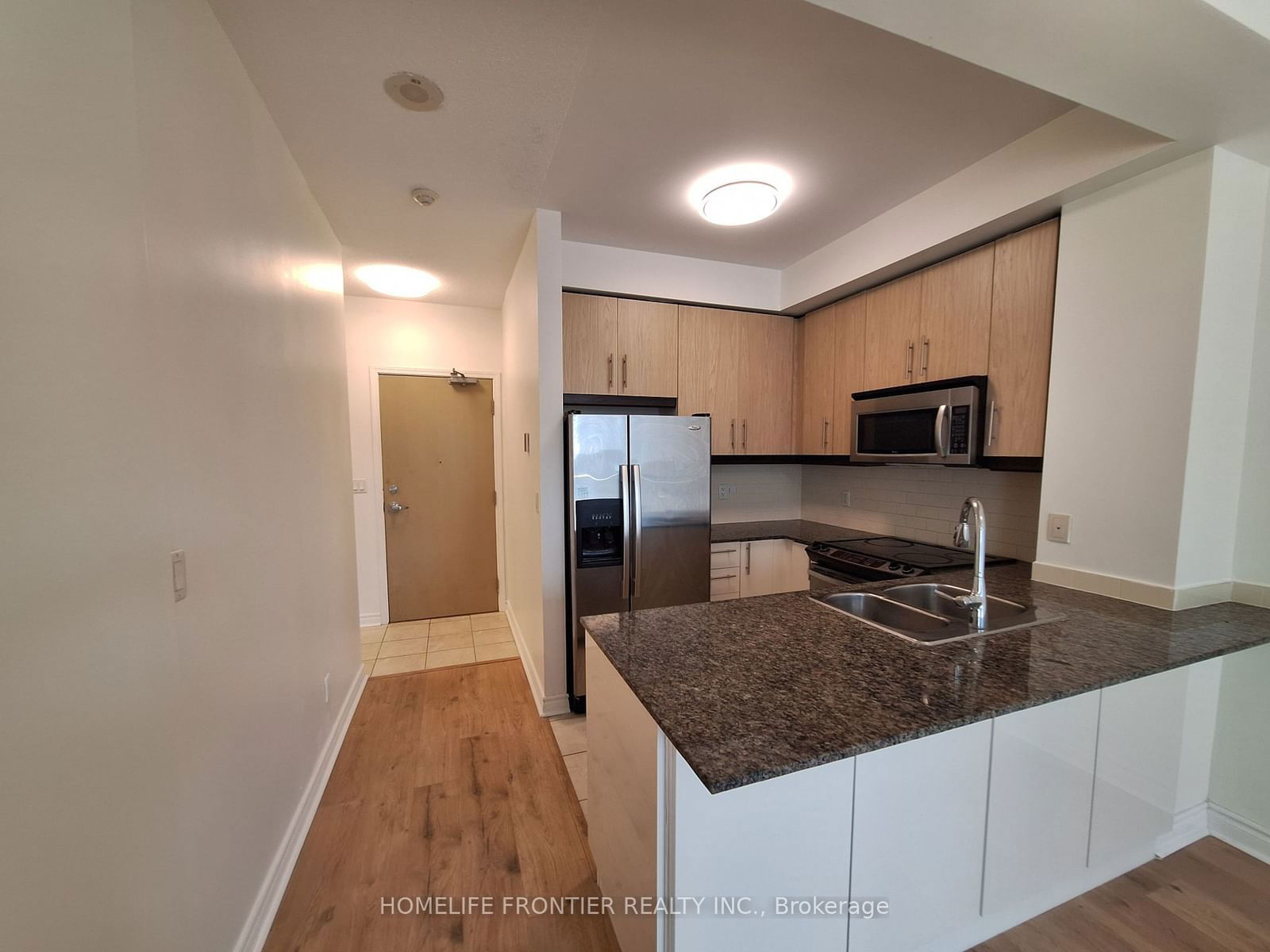 18 Holmes Ave, unit 1009 for rent - image #8