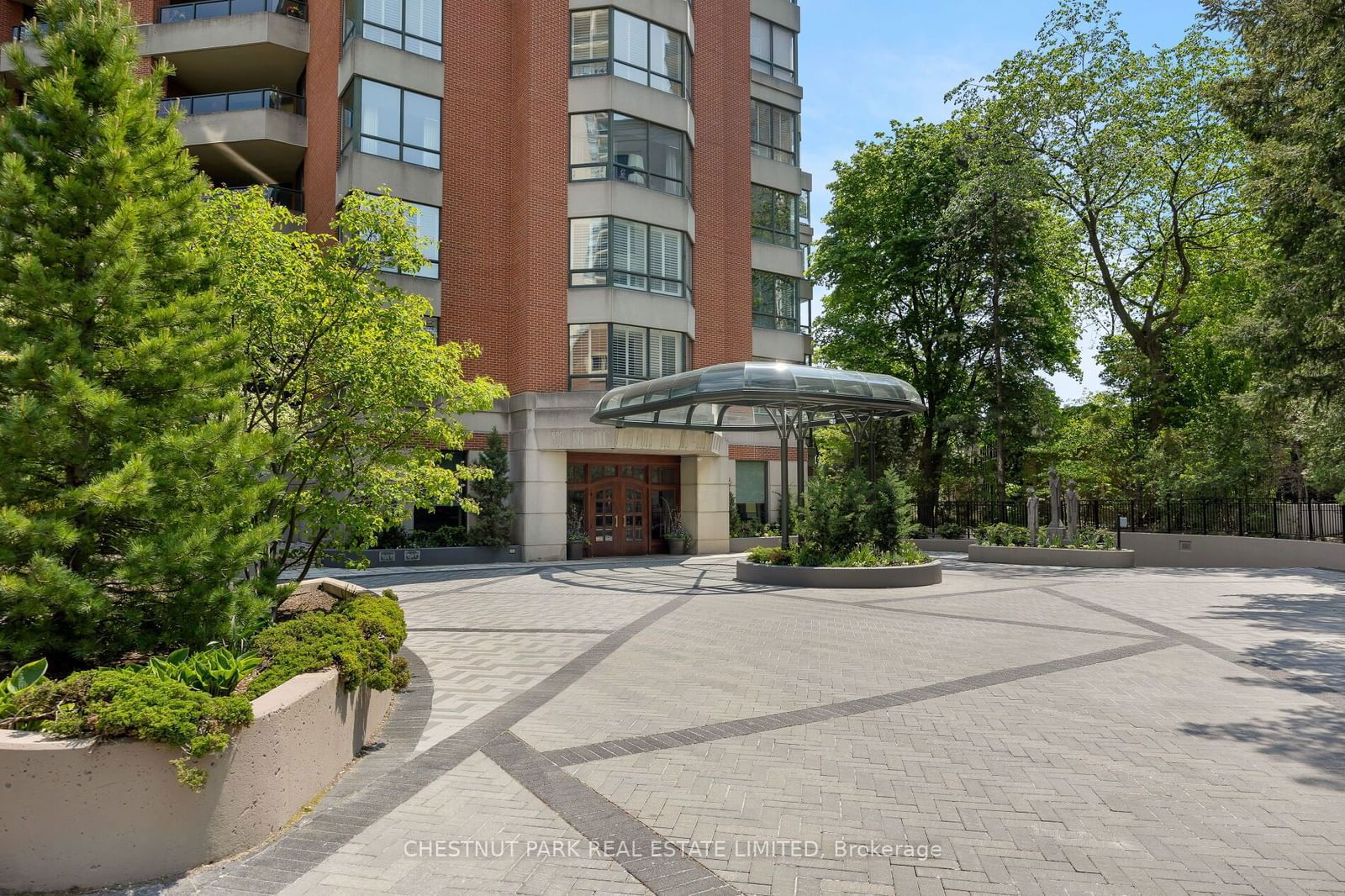 33 Jackes Ave, unit 802 for sale - image #38