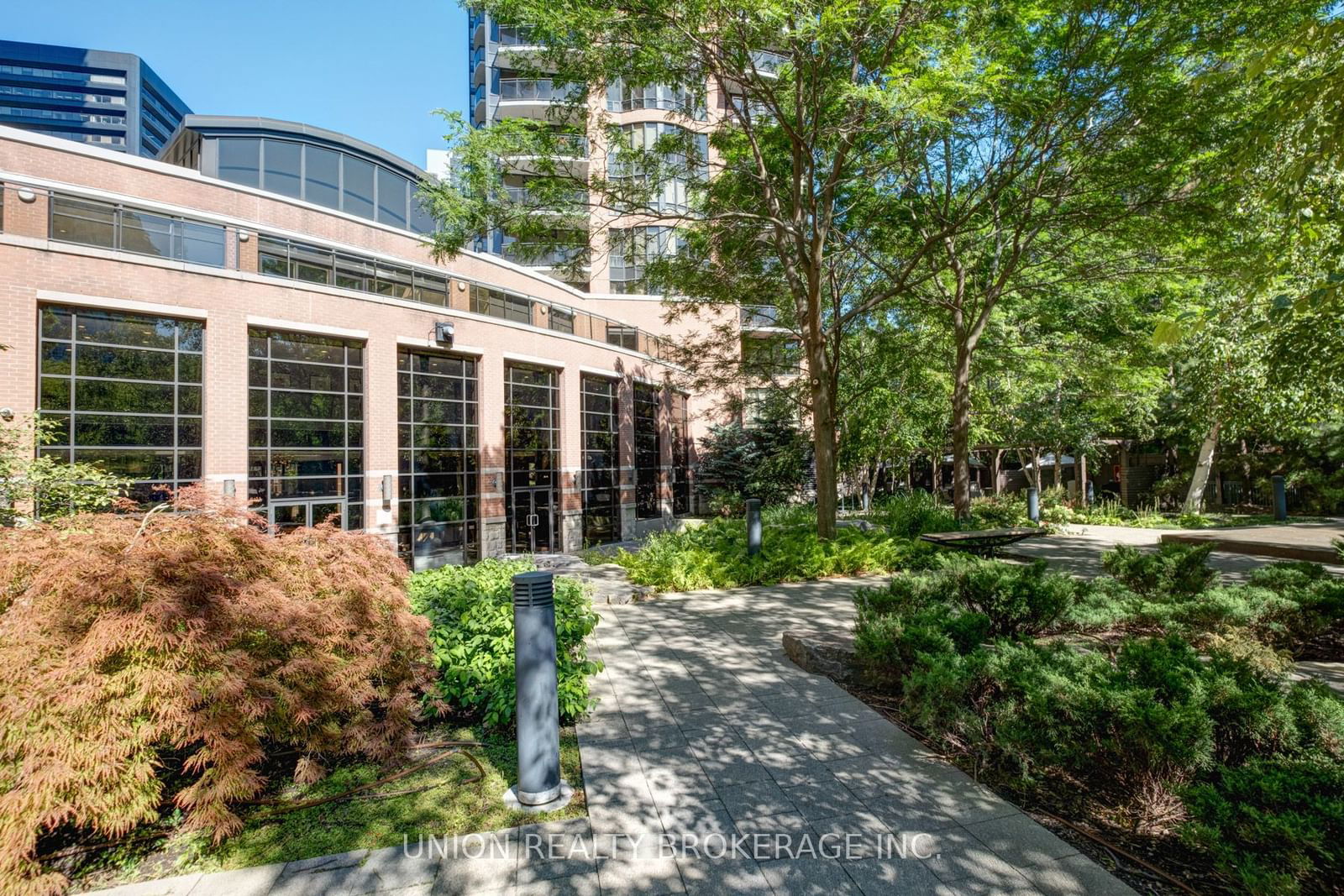 33 Sheppard Ave E, unit 2402 for sale