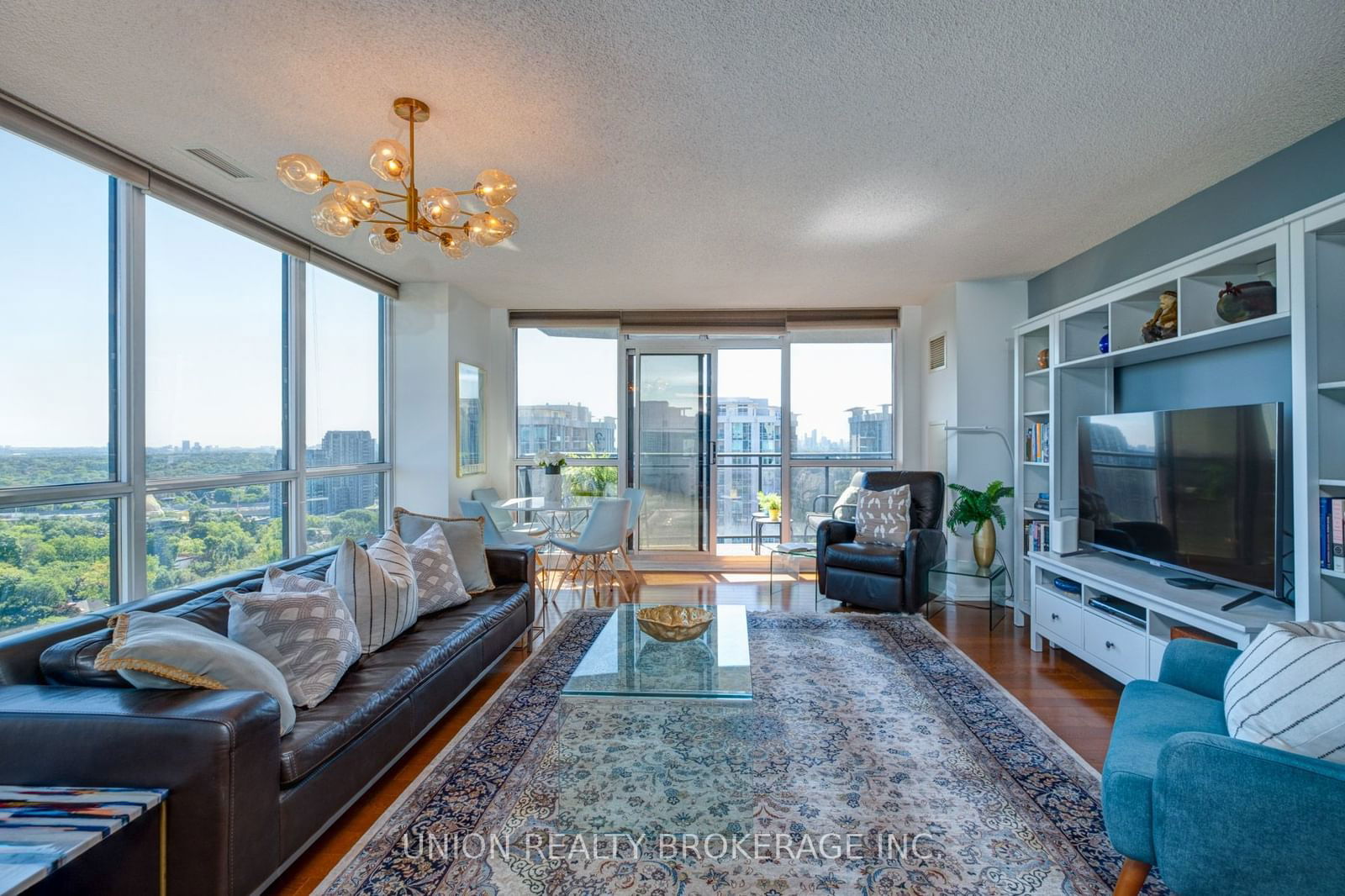 33 Sheppard Ave E, unit 2402 for sale