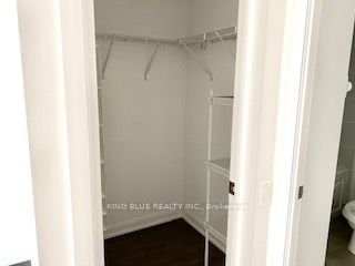 5168 Yonge St, unit 615 for rent