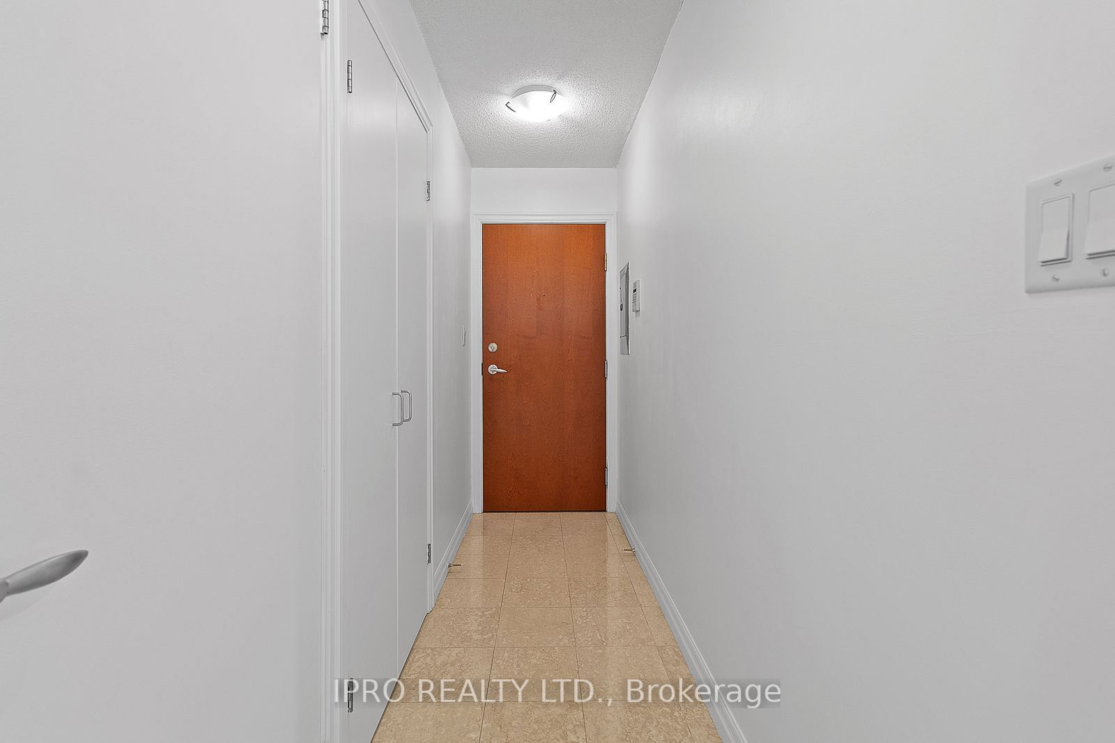 300 Bloor St E, unit 1109 for rent - image #4