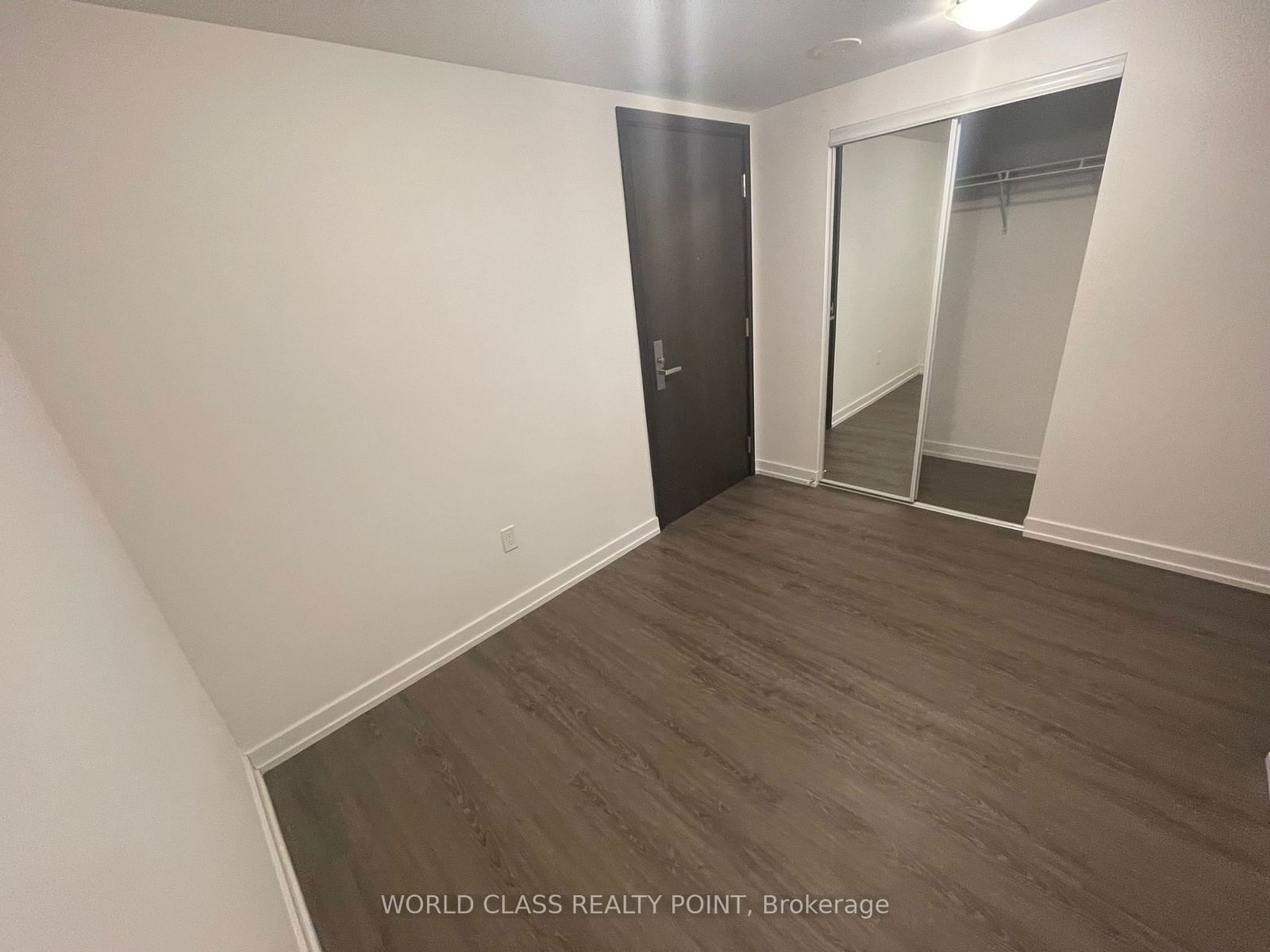 1 Yorkville Ave, unit 304 for rent - image #7