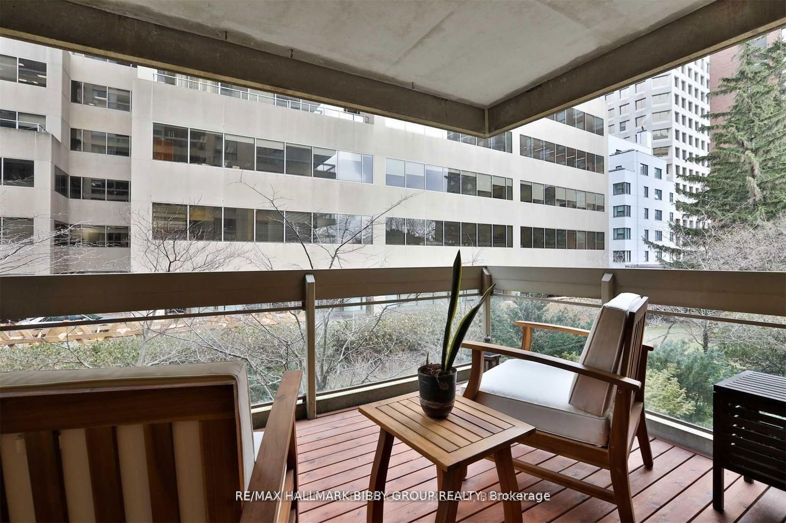 61 St Clair Ave W, unit 206 for rent - image #27