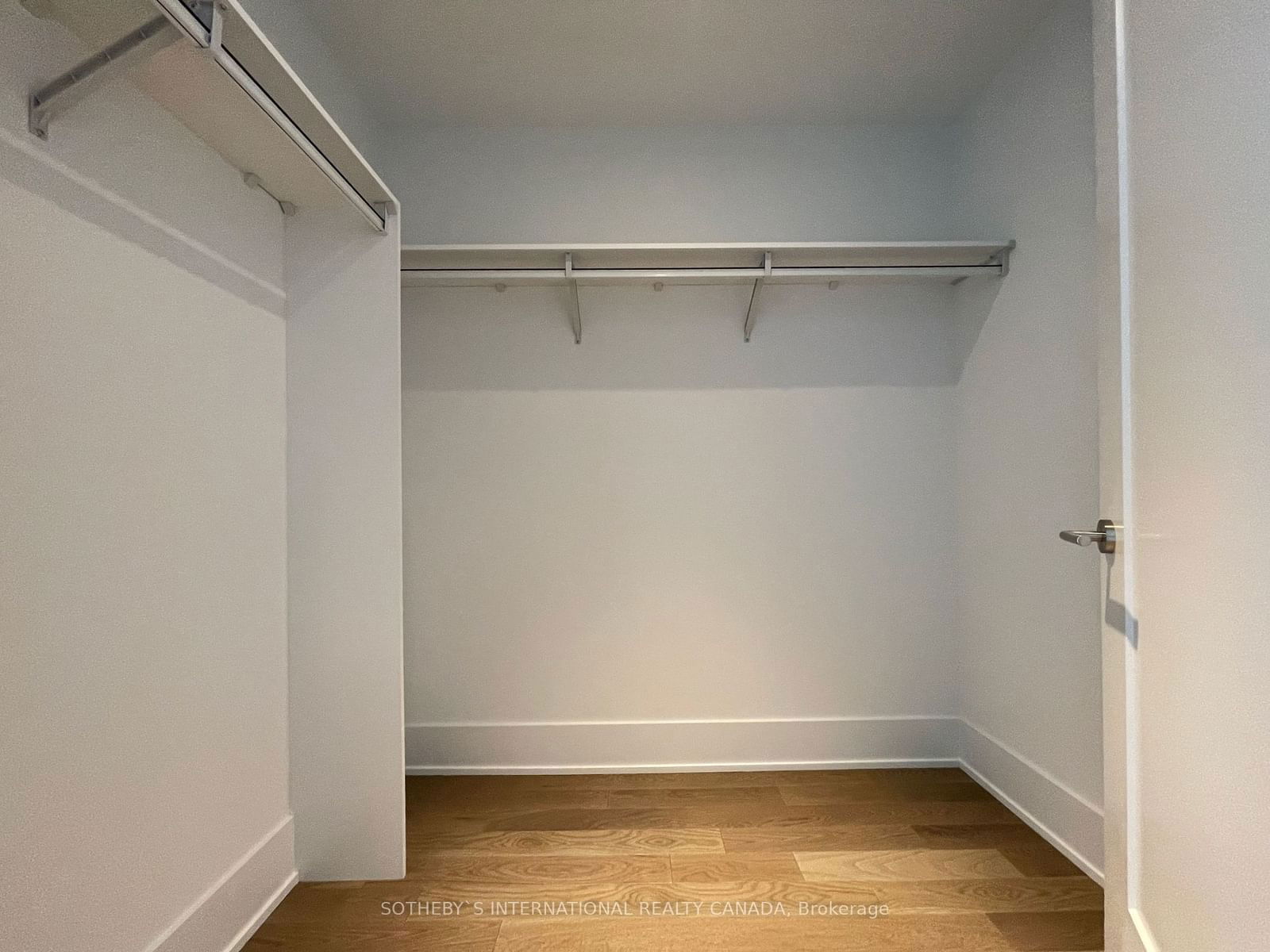 585 Bloor St E, unit 4022 for rent