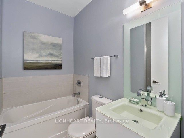 111 St Clair Ave W, unit 605 for sale - image #17