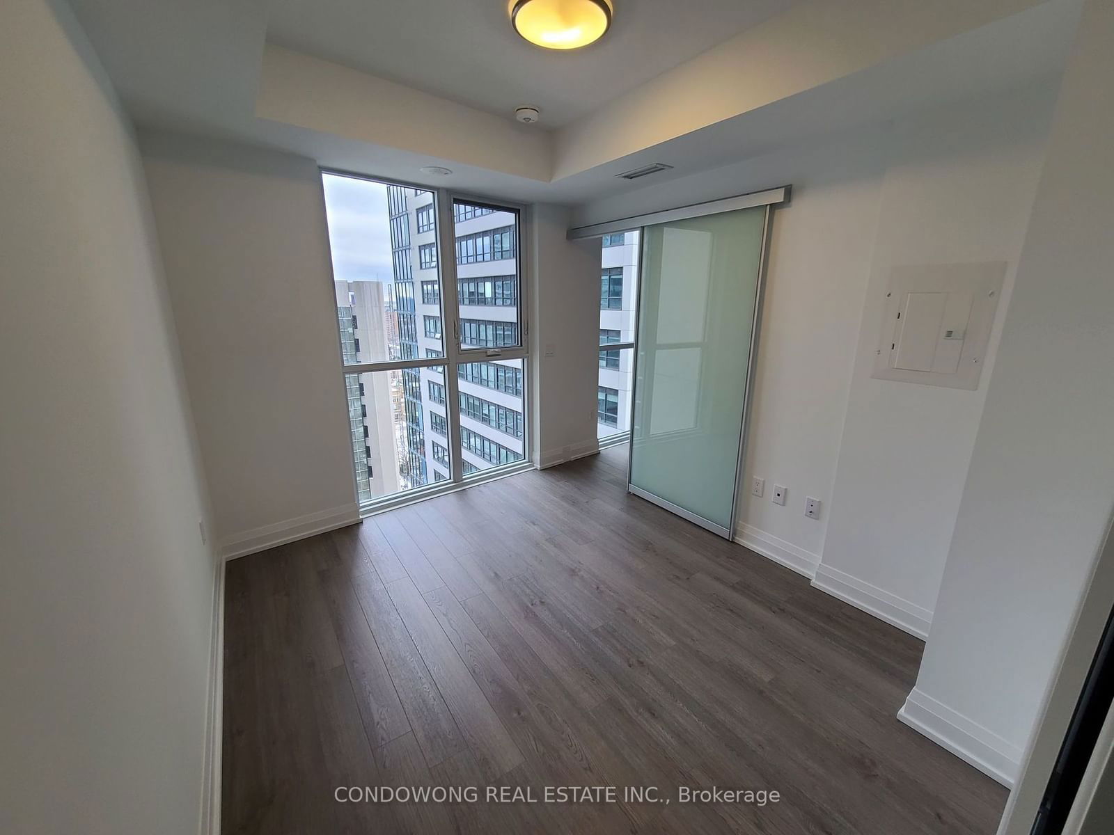 77 Mutual St, unit 2001 for rent - image #8