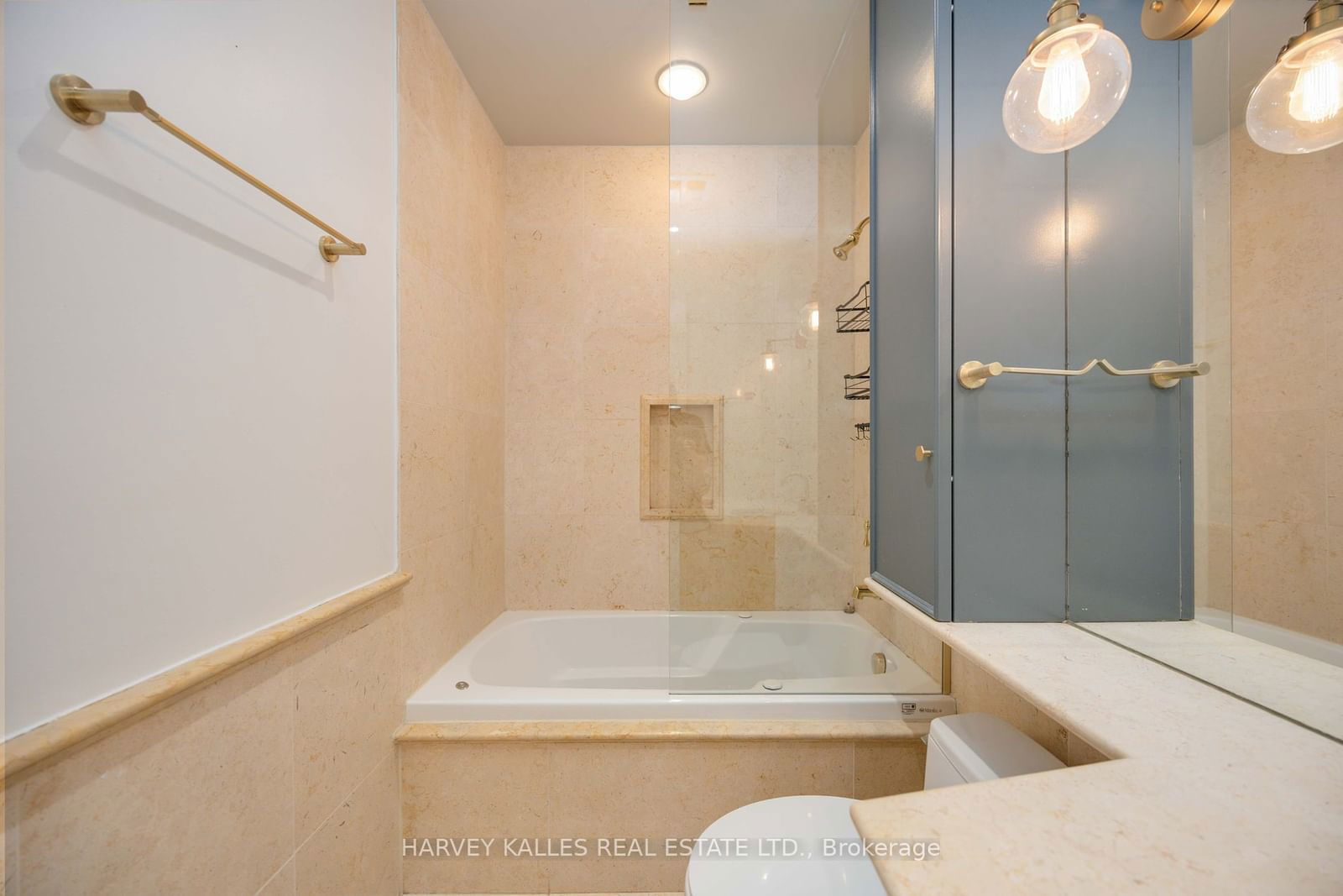 33 Delisle Ave, unit 201 for sale - image #37