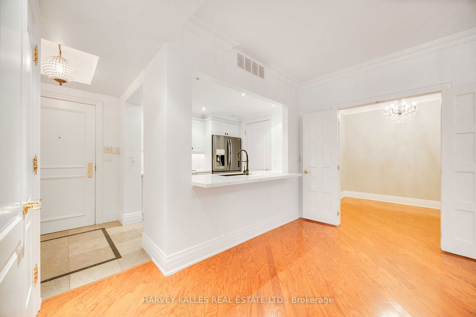 33 Delisle Ave, unit 201 for sale - image #4